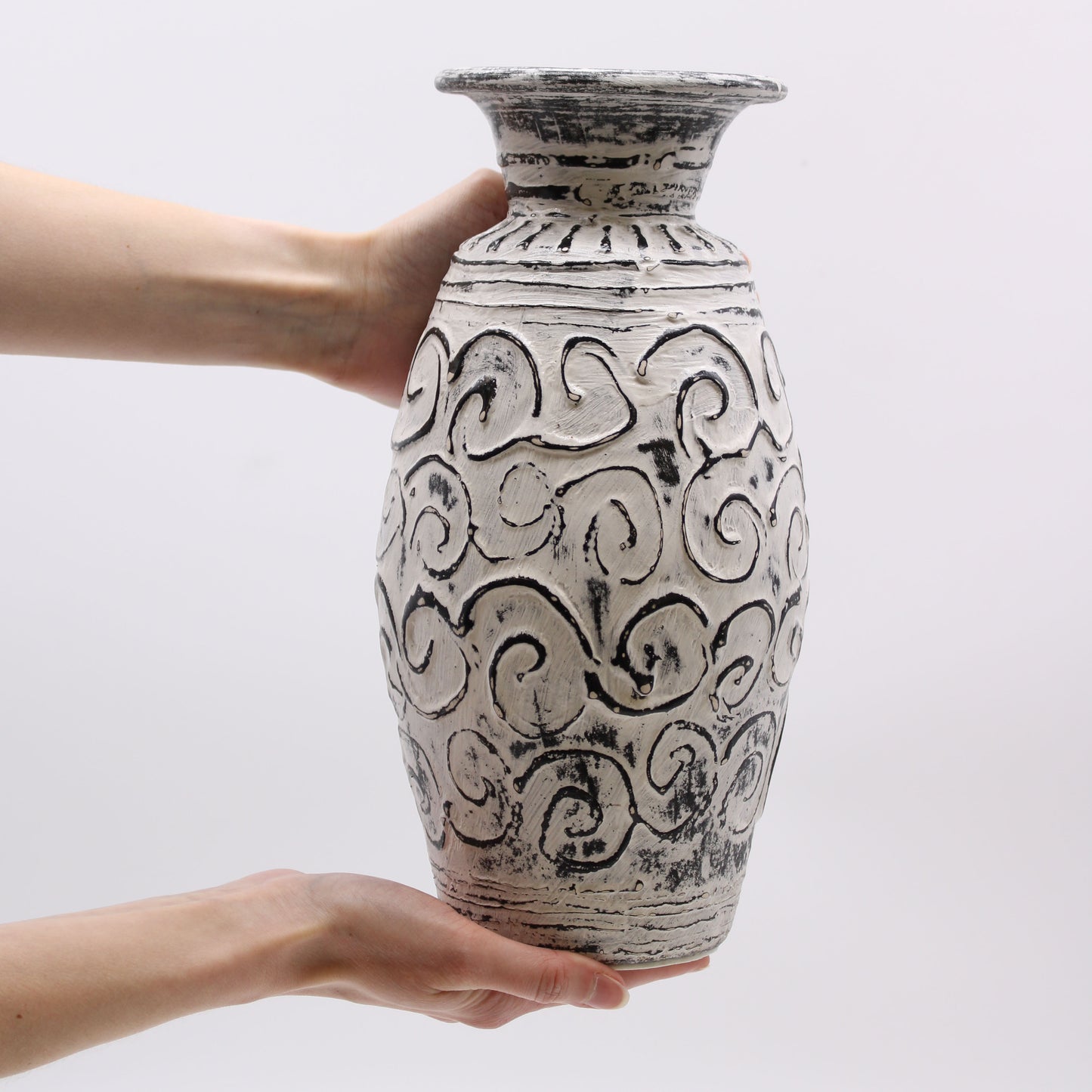 Handmade Balinese Ceramic Vase - Swirls