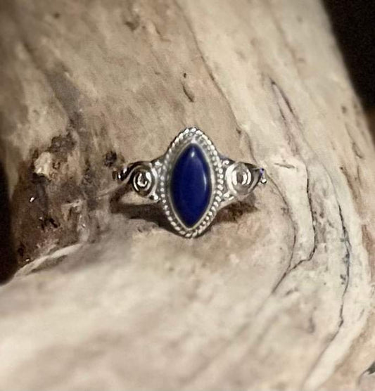 Sterling Silver Lapis Lazuli Ring - Size L